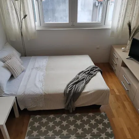 Apartment Charming With River View