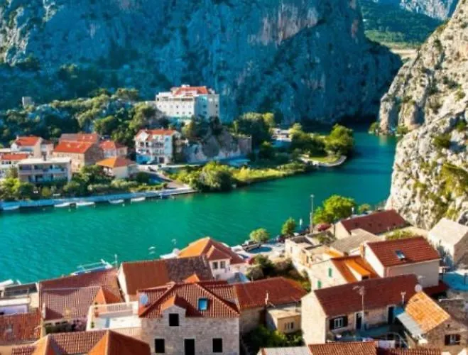Charming With River View *