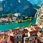 Charming With River View *