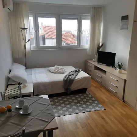 Charming With River View Omiš