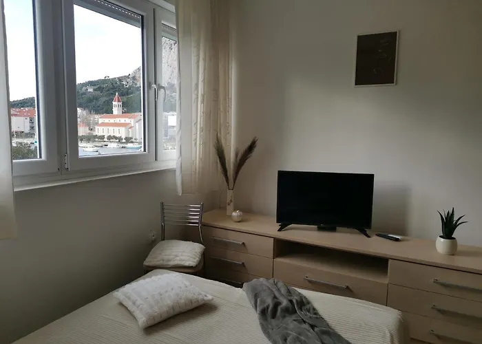 Charming With River View *