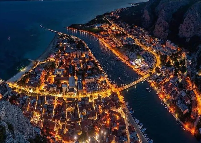 Charming With River View *